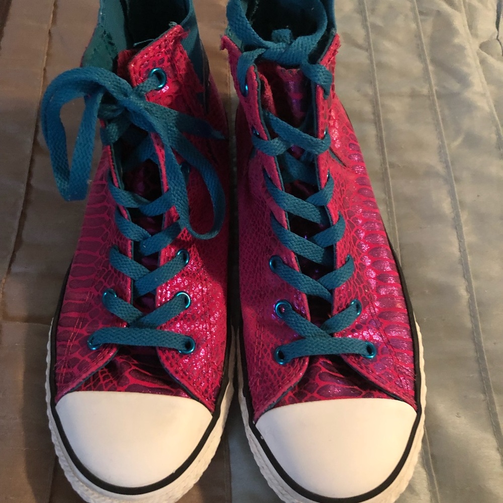 Converse Chucks Pink Blue lightening strikes